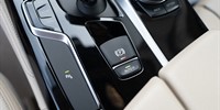 BMW
 5-Series 520 D XDRIVE