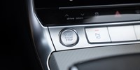 Audi A6
 2.0 TDI S line