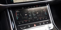 Audi A8
 3.0 TDI S line QUATTRO