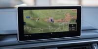 Audi A4
 2.0 TDI S line