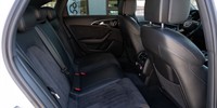 Audi A6
 2,0 TDI S-line