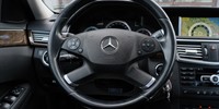 Mercedes-Benz E-Class
 220 CDI