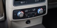 Audi A6
 2.0 TDI