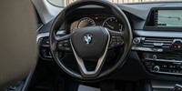 BMW
 5-Series 520d