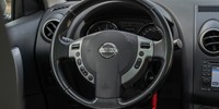 Nissan
 Qashqai 2,0 DCI