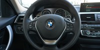 BMW
 3-Series 320 d Automatik 