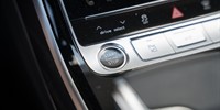 Audi A8
 3.0 TDI S line QUATTRO