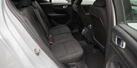 Volvo
 XC40 2.0 D D3
