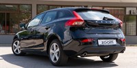 Volvo
 V40 D2