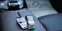 Mercedes-Benz E-Class
 220 CDI AMG 