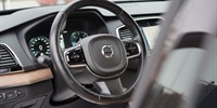 Volvo
 XC90 
 D5