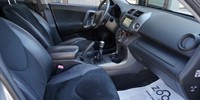 Toyota
 RAV4
 2,2 D