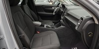 Volvo
 XC40 2.0 D D3