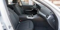 BMW
 3-Series 318 d