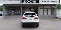 Nissan
 Qashqai 1.5 DCI