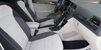 Volkswagen Tiguan
 2.0 TDI  BMT 4MOTION  Virtual Dashboard 