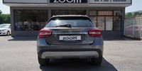 Mercedes-Benz GLA 220 D 4MATIC