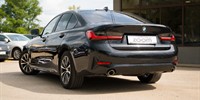 BMW
 3-Series 2.0 D