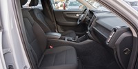 Volvo
 XC40 2.0D D3 AWD 4X4