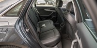 Audi A4
 2.0 TDI S line