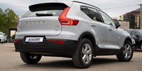 Volvo
 XC40 2.0 D D3