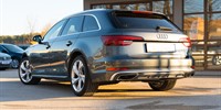 Audi A4
 2.0TDI S line