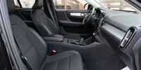 Volvo
 XC40 D4 AWD Geartronic Business