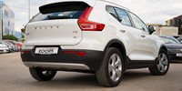 Volvo
 XC40 2.0 D
