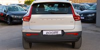 Volvo
 XC40 2.0D D3 AWD 4X4