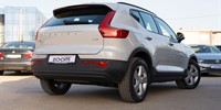 Volvo
 XC40 2.0D D3 AWD 4X4
