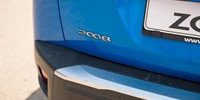 Peugeot 2008 1.5 BlueHDI ALLURE BUSINESS