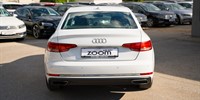 Audi A4
 35 TDI S-Tronic