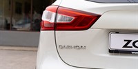 Nissan
 Qashqai 1,6 DCI