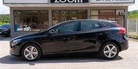 Volvo
 V40 D2