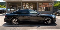 Audi A8
 3.0 TDI S line QUATTRO