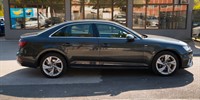 Audi A4
 2.0 TDI S line