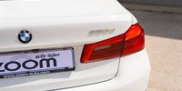 BMW
 5-Series 520d xDrive