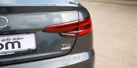 Audi A4
 2.0 TDI S line