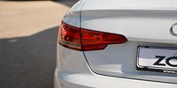Audi A4
 35 TDI S-Tronic