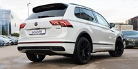 Volkswagen Tiguan
 2.0TDI R-line