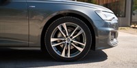 Audi A6
 2.0 TDI S line
