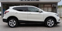 Nissan
 Qashqai 1,5 DCI