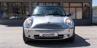 MINI
 Cooper 
 1,6 Benzin