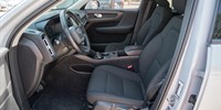 Volvo
 XC40 2.0  D3