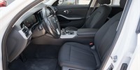 BMW
 3-Series 318D