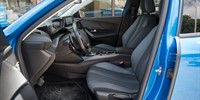 Peugeot 2008 1.5 BlueHDI ALLURE BUSINESS