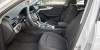 Audi A4
 35 TDI S-Tronic