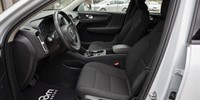 Volvo
 XC40 2.0 D D3