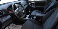 Toyota
 RAV4
 2,2 D
