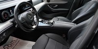Mercedes-Benz E-Class
 220 D Avantgarde 